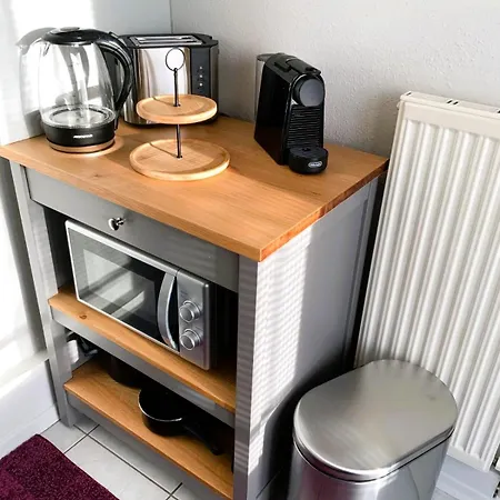 Wohlfuehlen Im Modernen Design-apartment Mit Balkon In Best-lage Norymberga