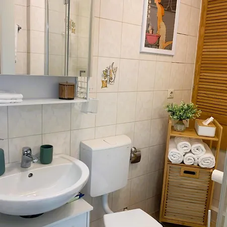 Lejlighed Wohlfuehlen Im Modernen Design-apartment Mit Balkon In Best-lage Nürnberg